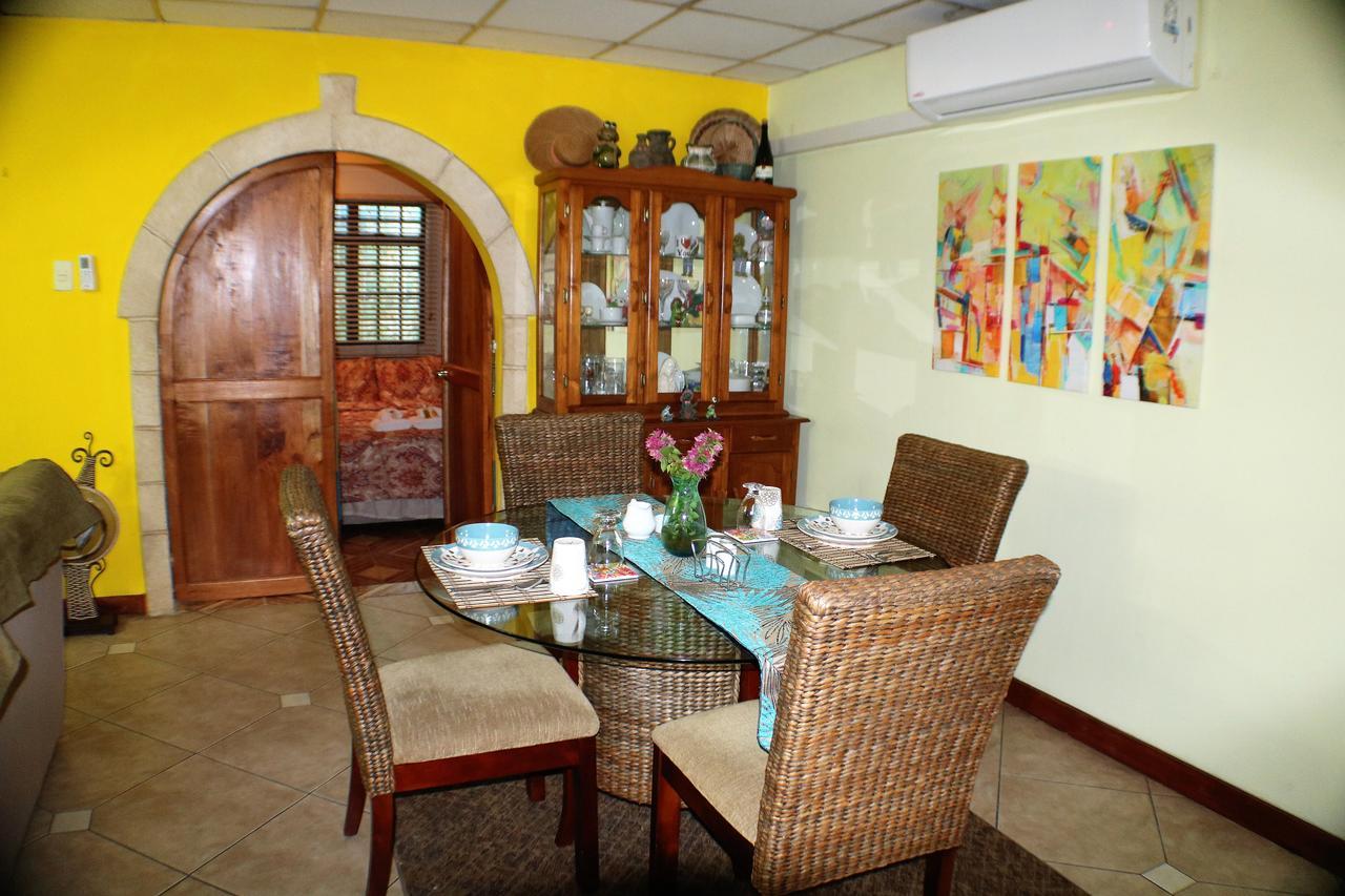 The Illiers Bed and Breakfast Port of Spain Exteriör bild